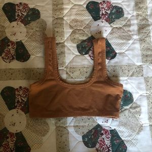 ARQ wide strapped bra in toffee size medium